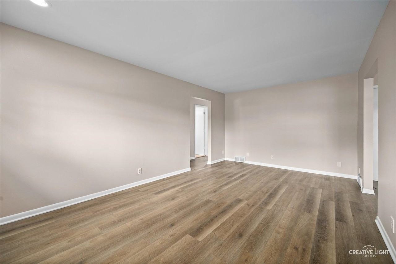 1706 Willow St - Photo 7 of 17