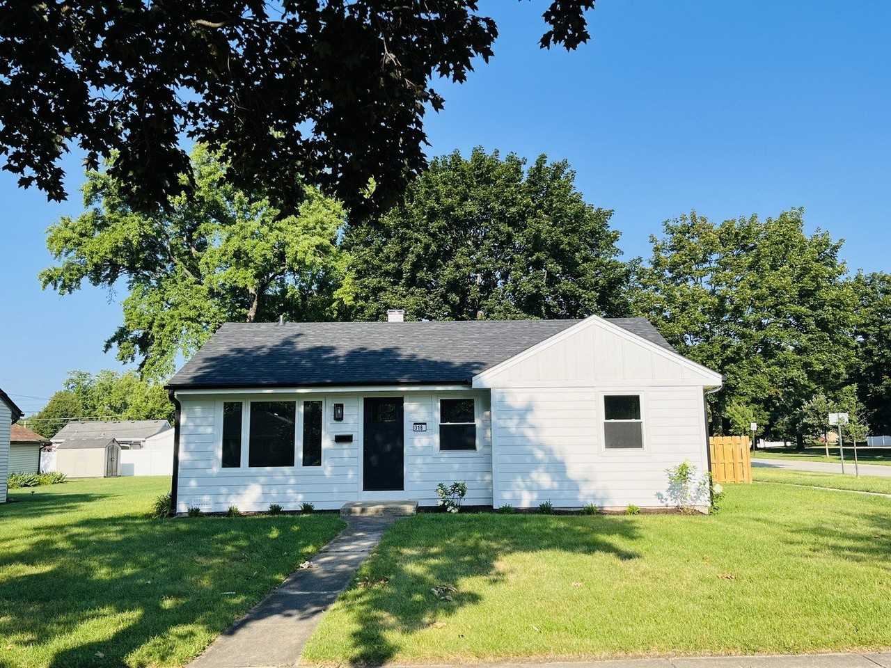 318 N Owen St - Photo 2 of 14