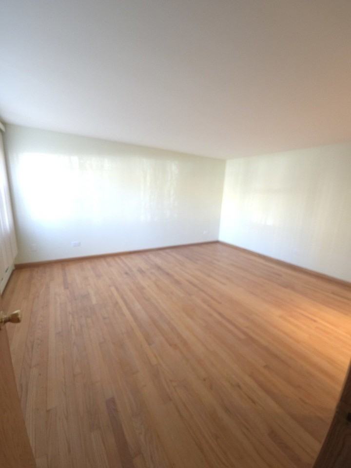 3707 Clarence Ave - Photo 3 of 12