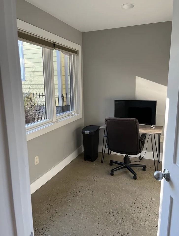 82 Mount Clare Ave #1 - Photo 7 of 15