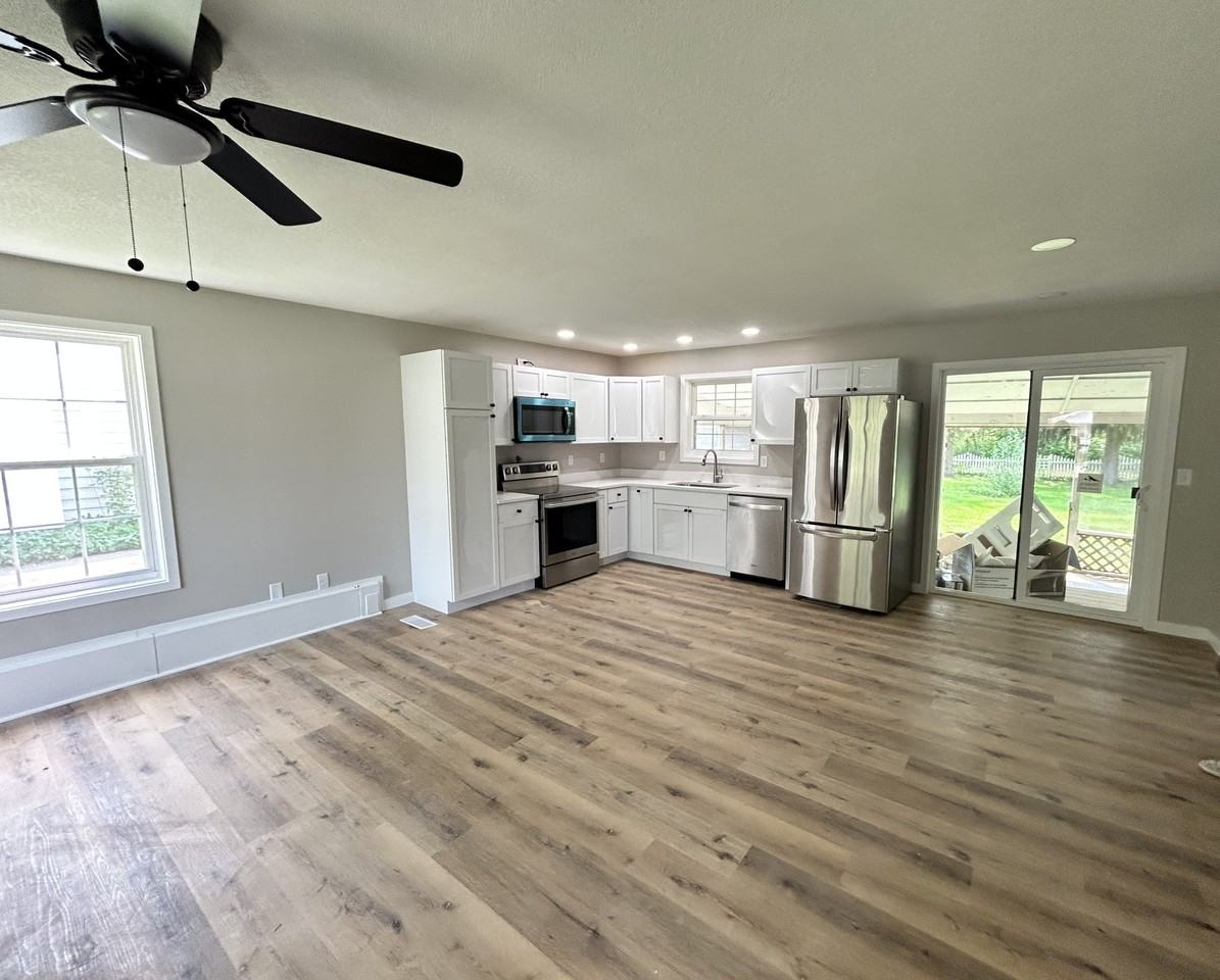 803 Market St #1 - Photo 2 of 10