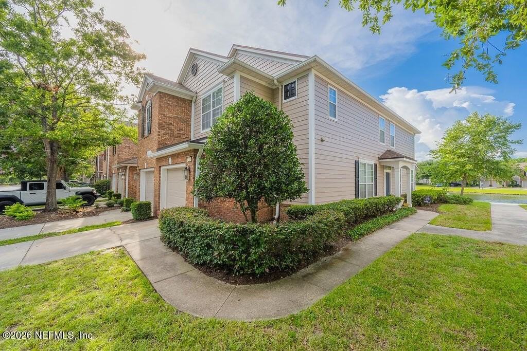 11310 Campfield Cir - Photo 2 of 26