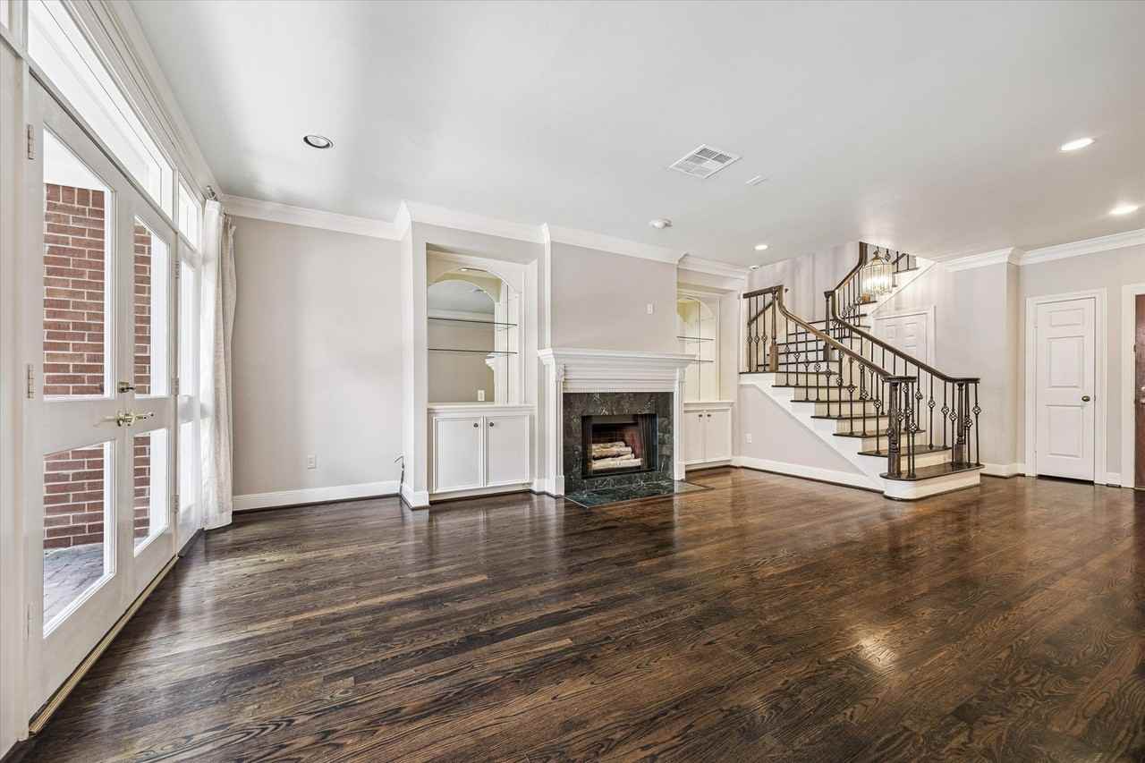 2732 Mid Ln - Photo 7 of 16