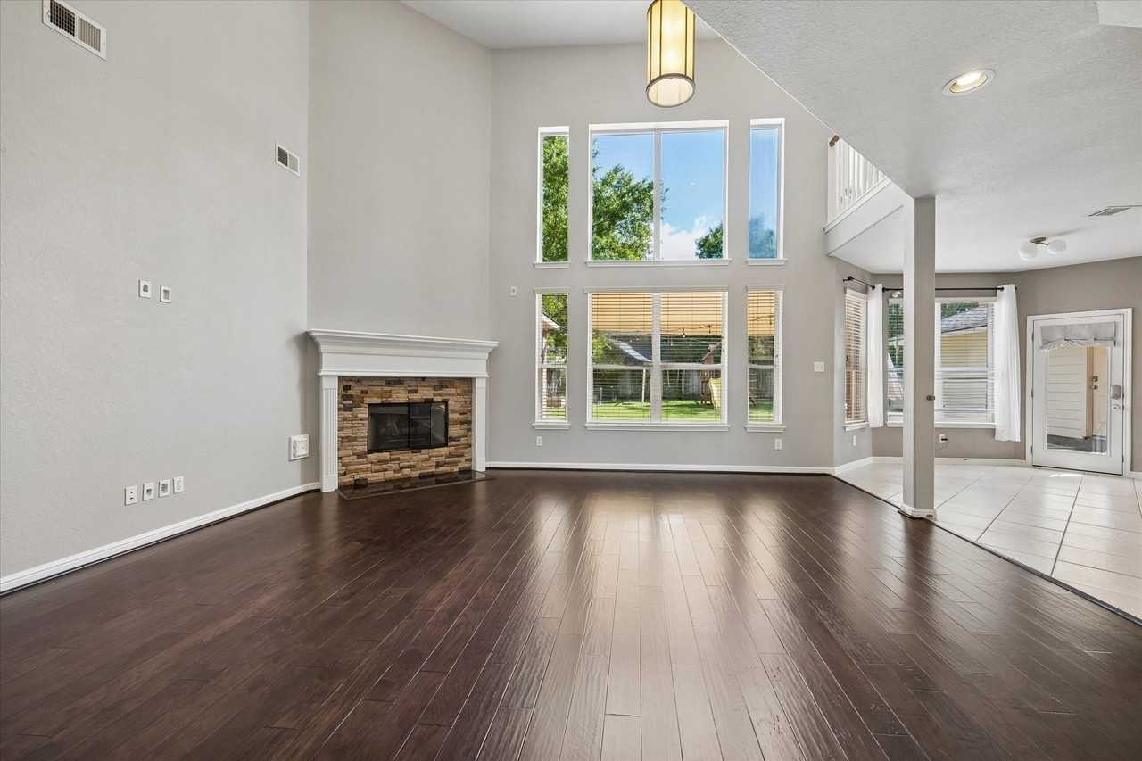 13518 Via Chianti Ln - Photo 5 of 30