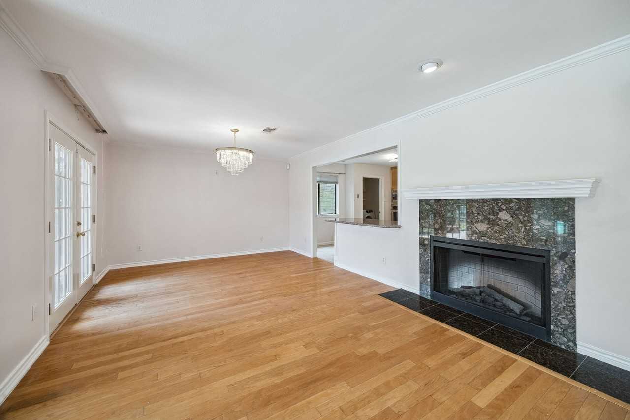 10314 Olympia Dr - Photo 4 of 27