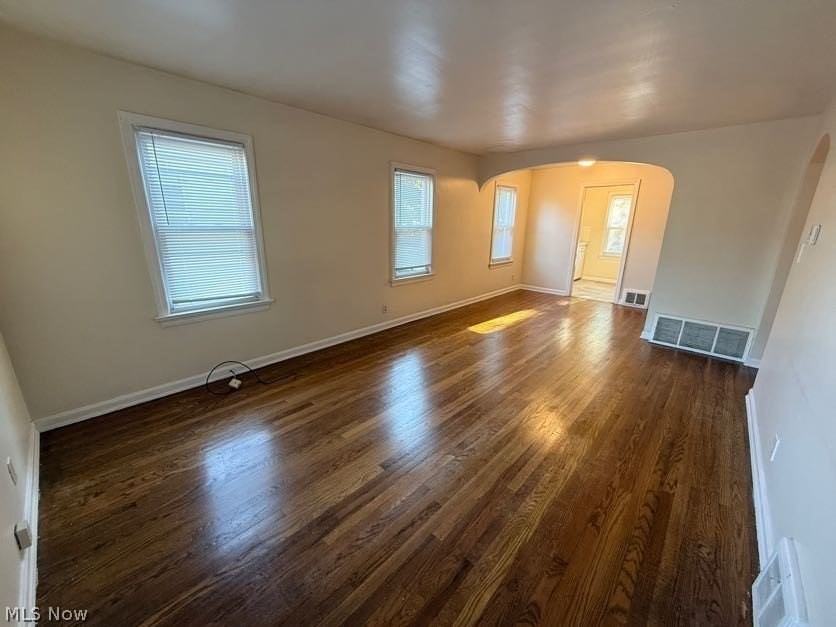 2042 13th St #2 - Photo 4 of 23