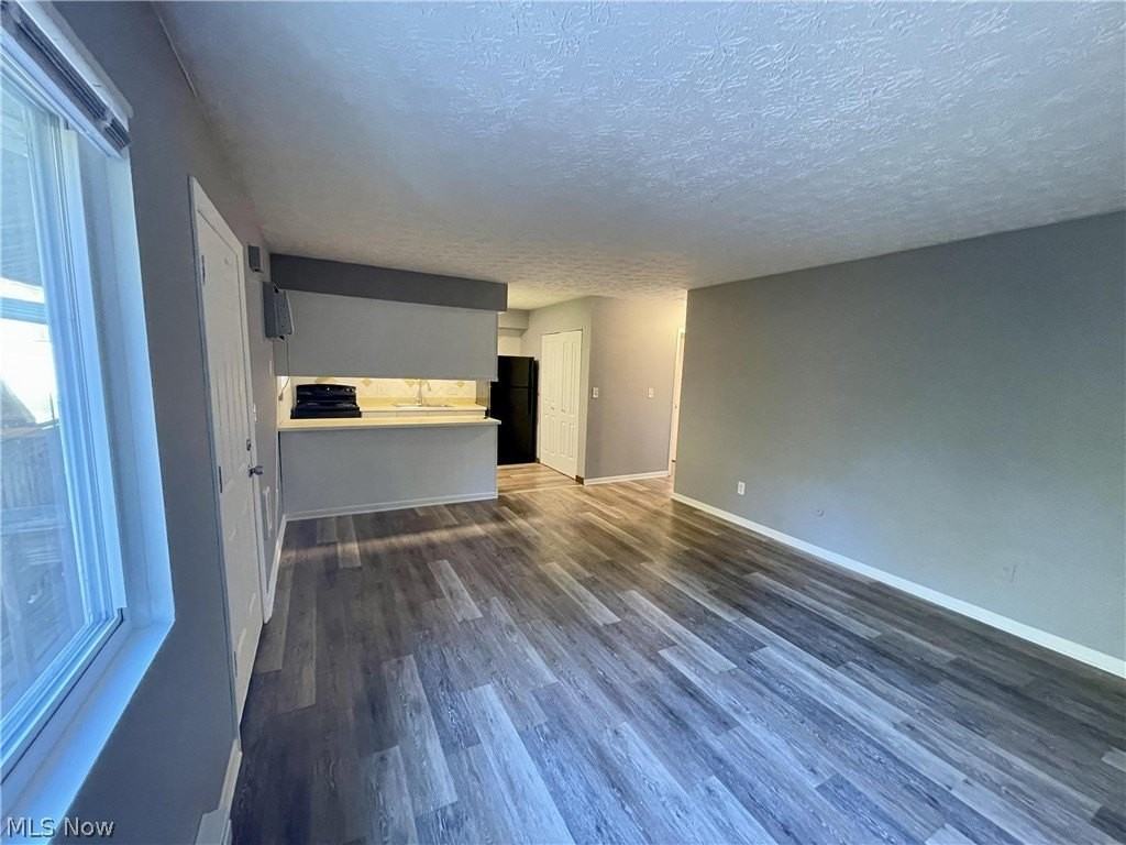 480 Massillon Rd #L - Photo 2 of 7