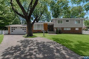 2 Monument Pl - Photo 1 of 1
