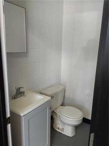 7308 W Saint Bernard Hwy #E - Photo 7 of 23