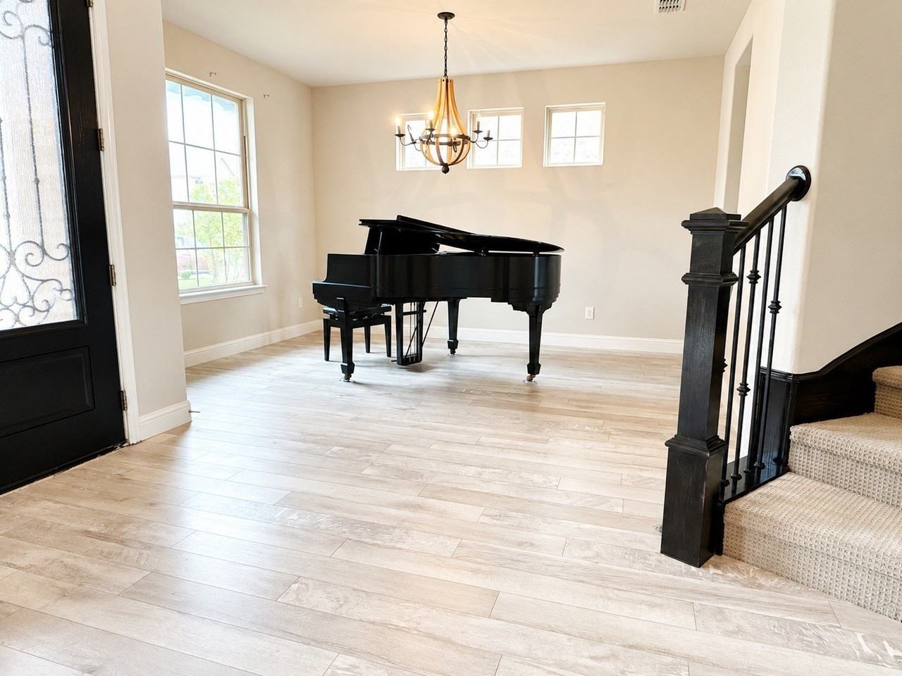 2016 Binns Dr - Photo 2 of 15