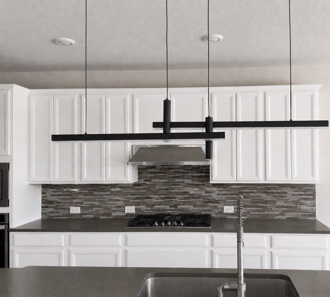2016 Binns Dr - Photo 5 of 15