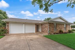 featured image of 2132 Meandering Dr