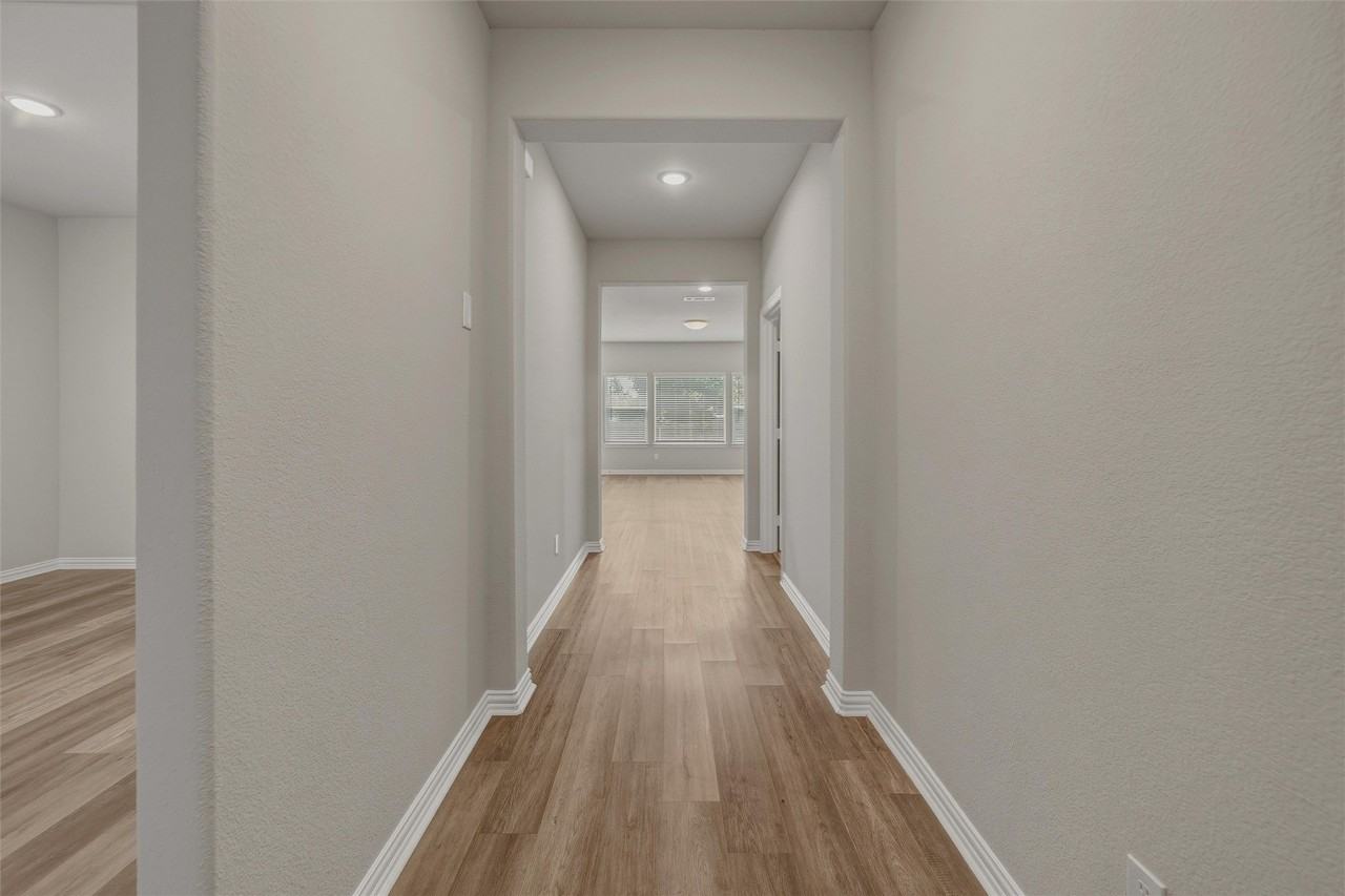 3314 Gordon St - Photo 5 of 23