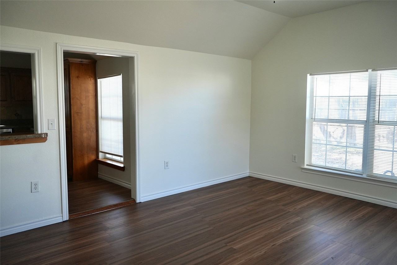 1590 N Race St - Photo 3 of 24
