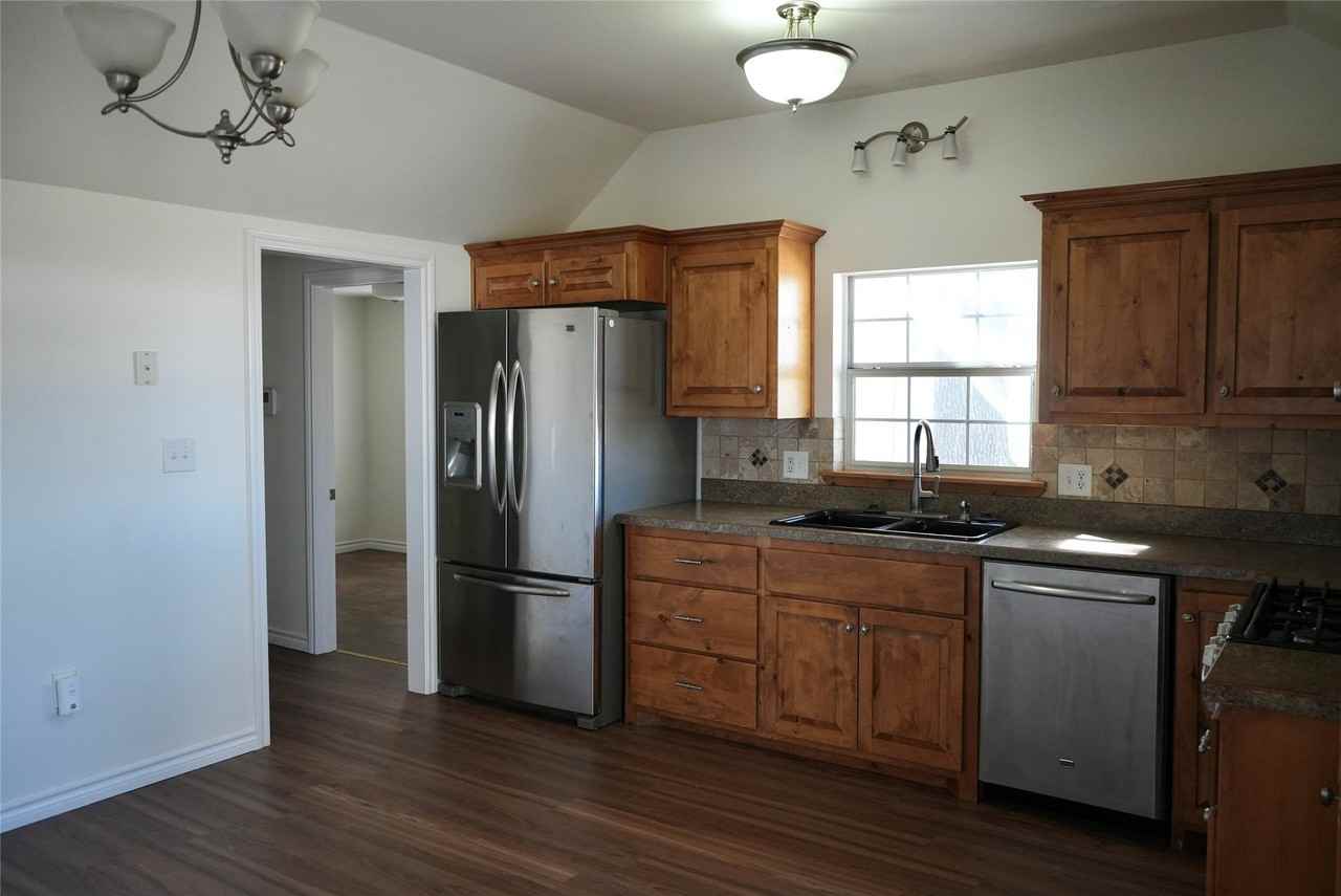 1590 N Race St - Photo 6 of 24