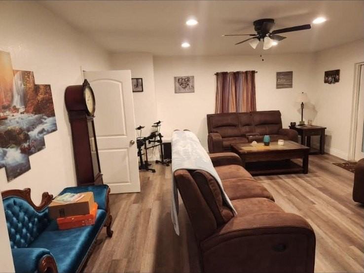 5213 32nd Ter N - Photo 3 of 27
