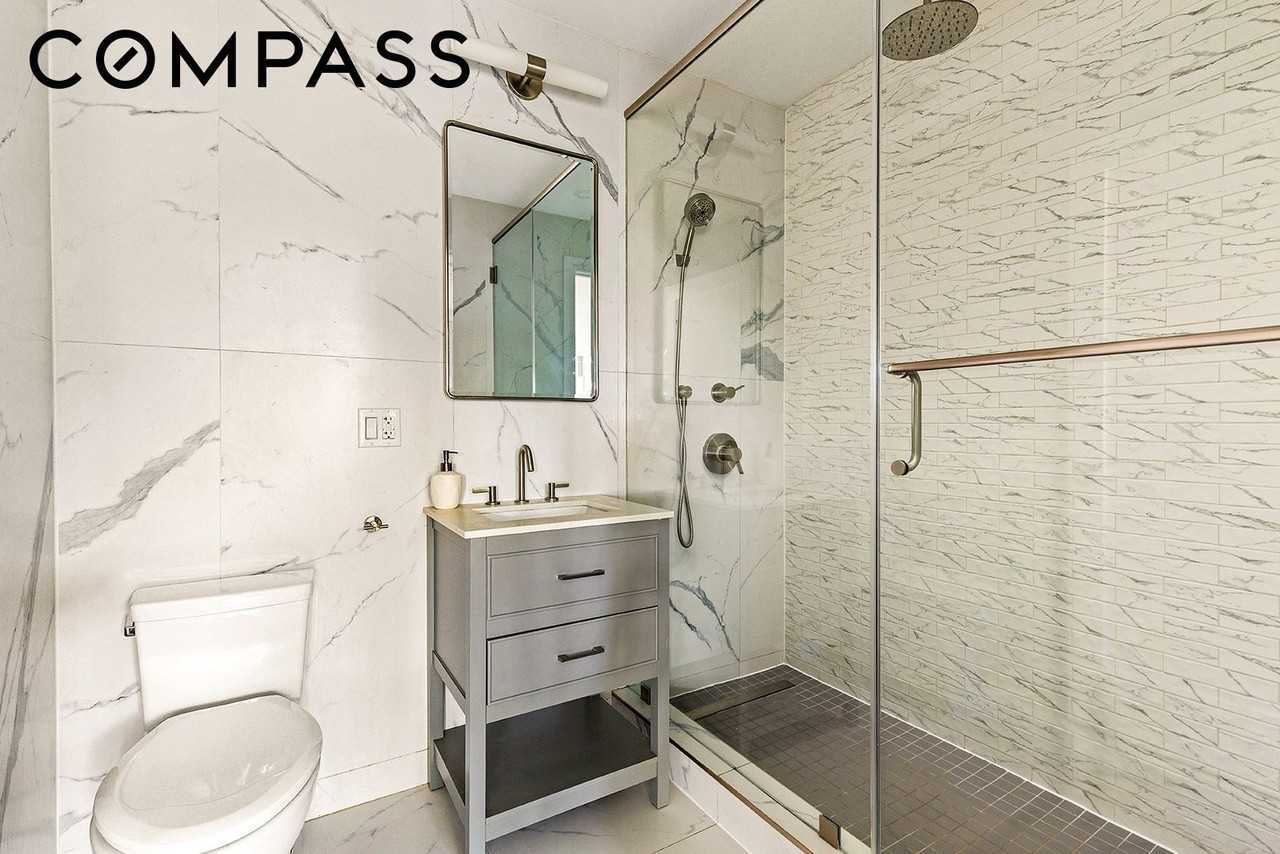 618 Monroe St #401 - Photo 4 of 9