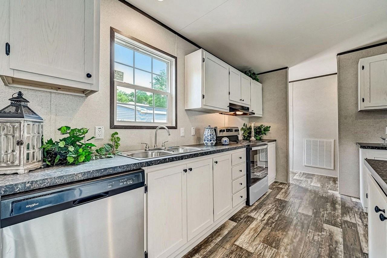 1387 Red Maple Ln #111 - Photo 2 of 15