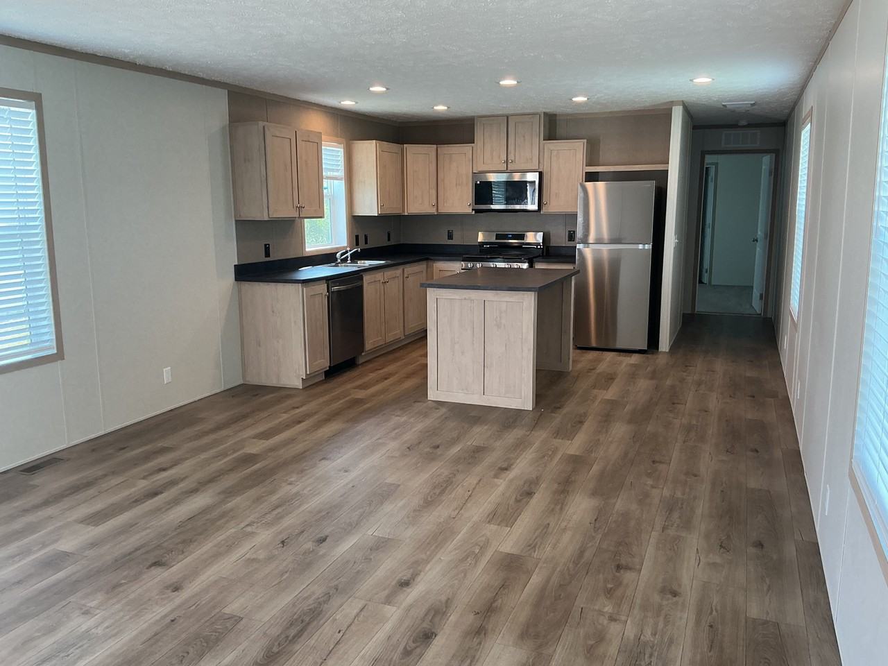 2754 Pear St #128 - Photo 4 of 17
