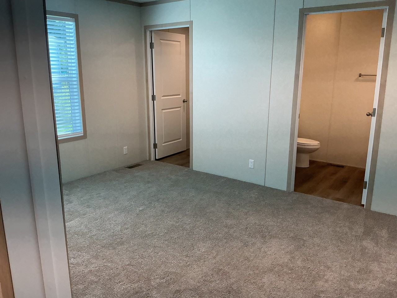 2754 Pear St #128 - Photo 7 of 17