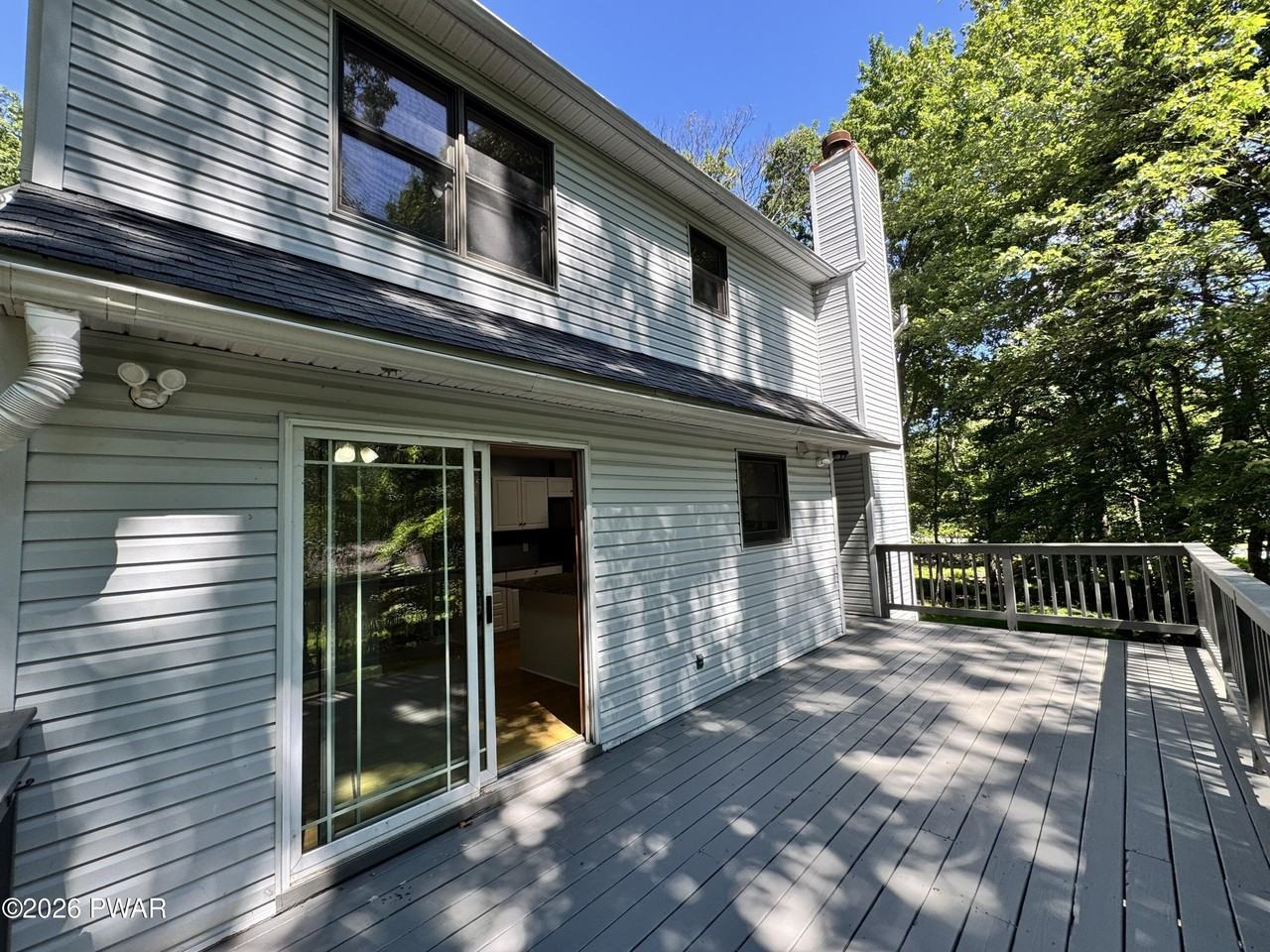 112 N Ridge Dr - Photo 7 of 41