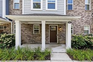 featured image of 655 Jenny Way