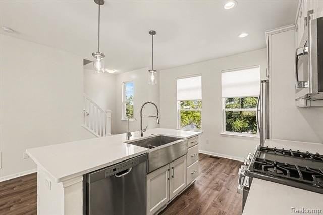 655 Jenny Way - Photo 4 of 17
