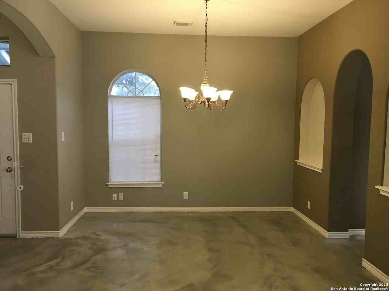 824 Cross Branch Dr - Photo 5 of 12