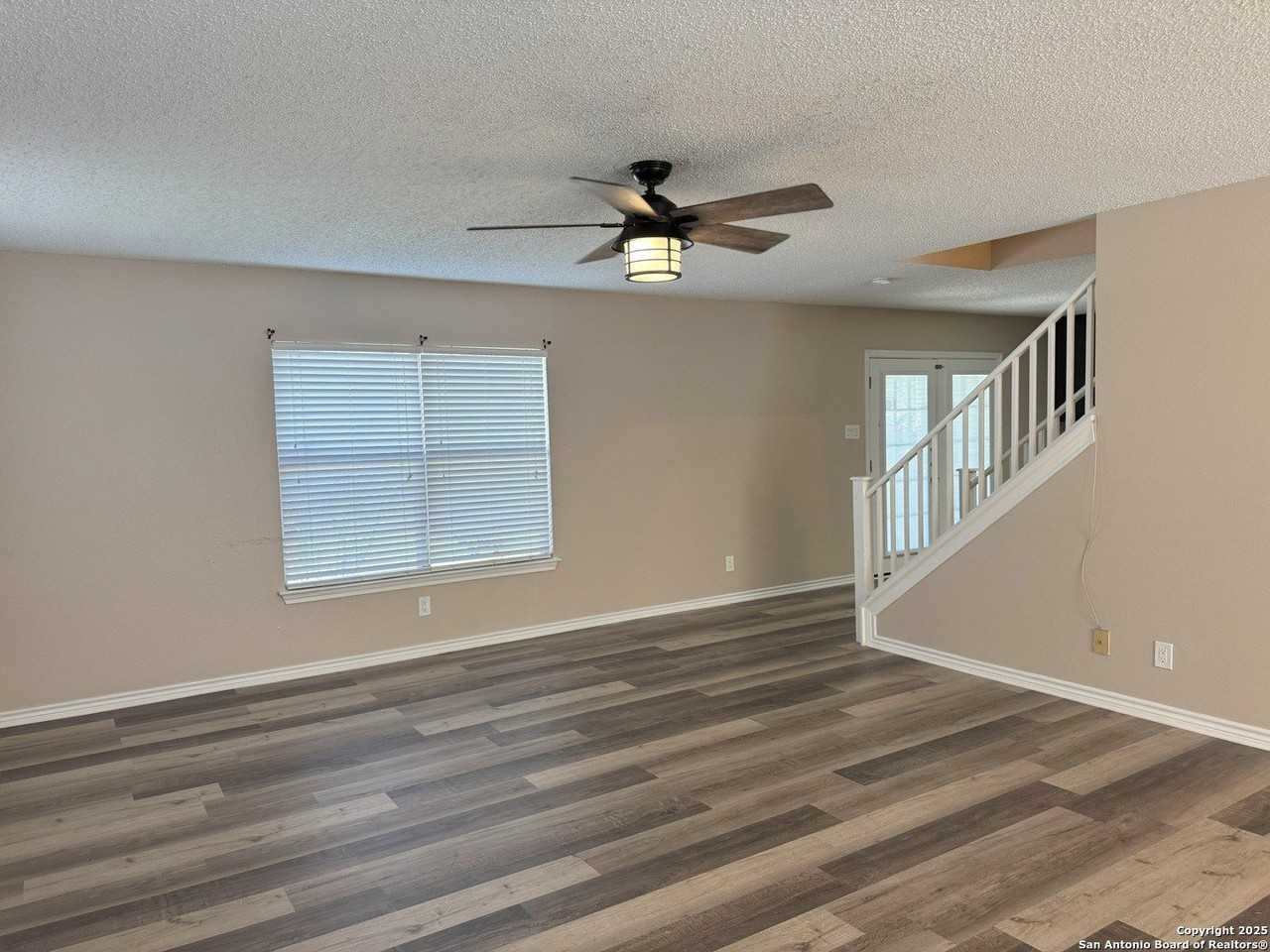 8290 Morning Grv - Photo 3 of 25