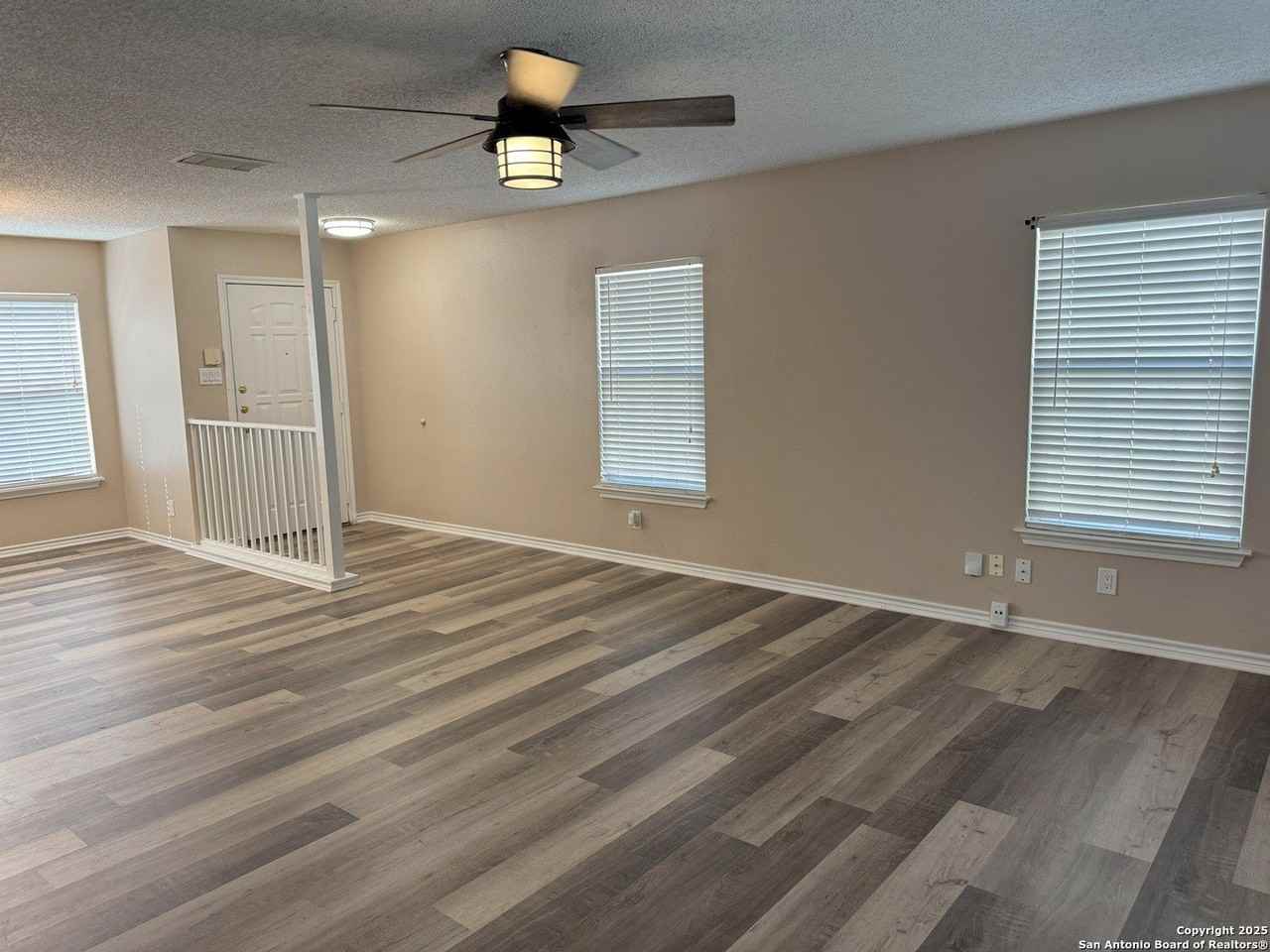 8290 Morning Grv - Photo 4 of 25