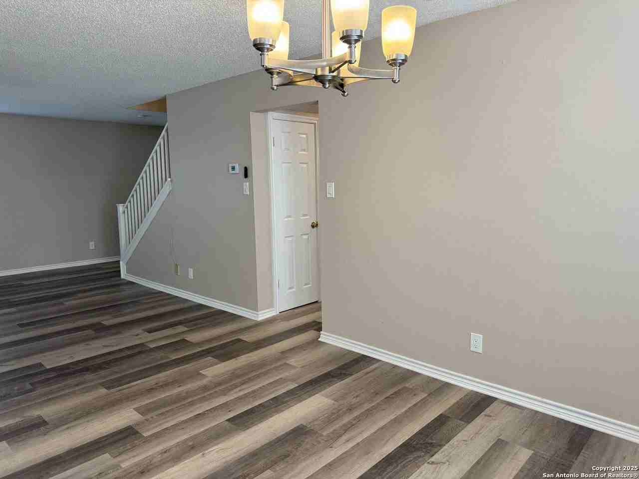 8290 Morning Grv - Photo 6 of 25