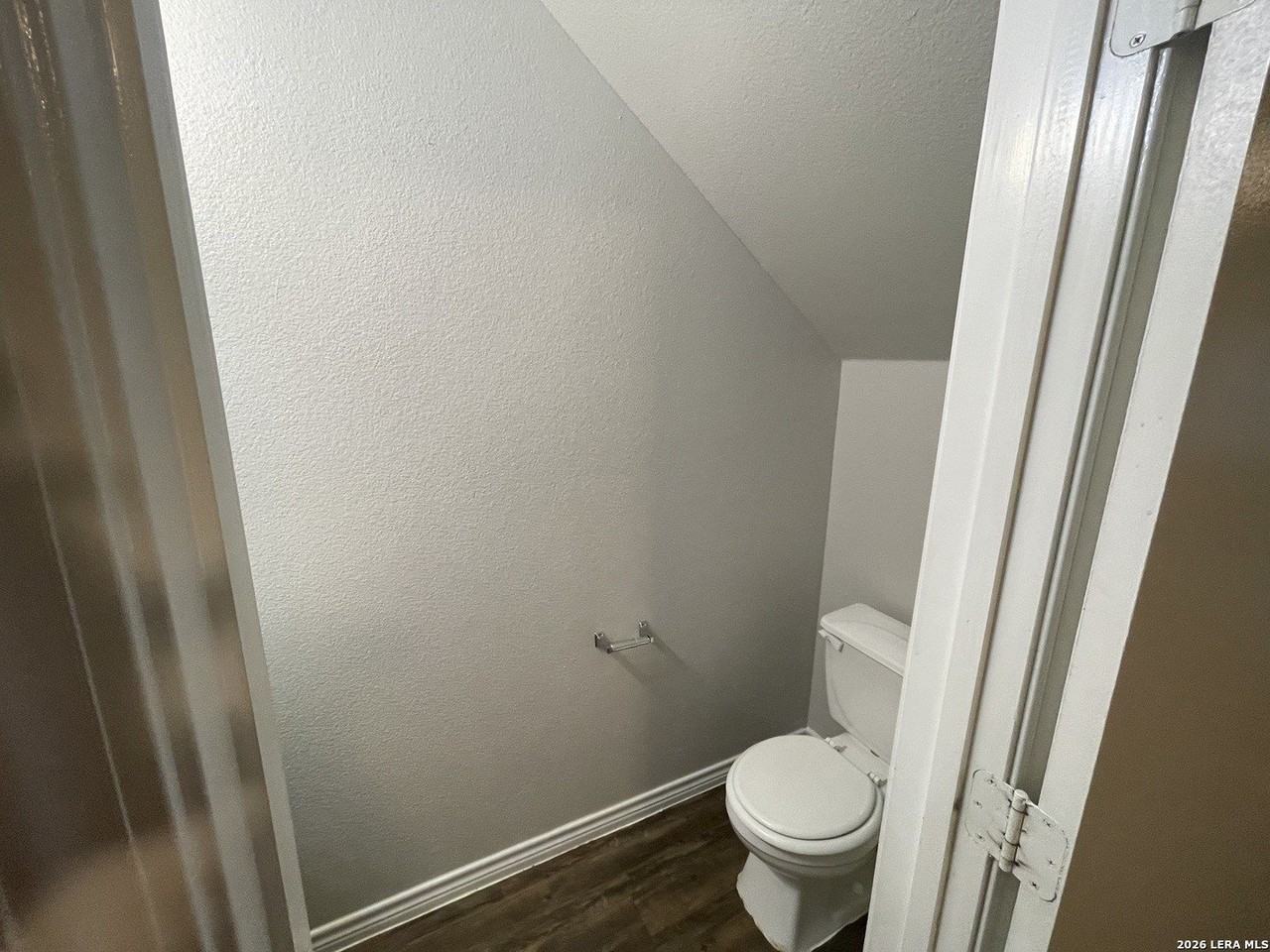 24 Bratton Dr - Photo 5 of 19