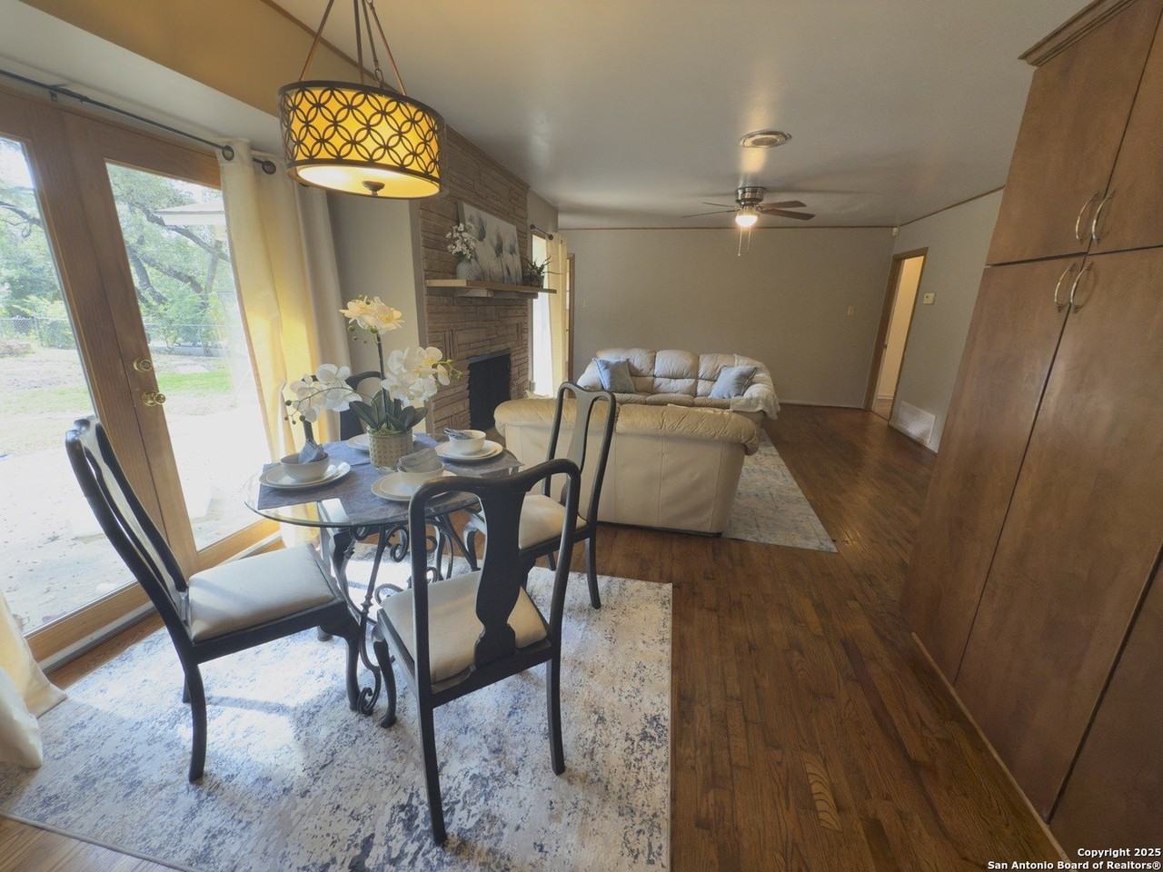 11022 Dreamland Dr - Photo 7 of 24