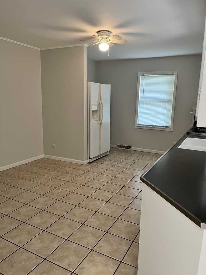 150 Woodland Rd - Photo 4 of 10