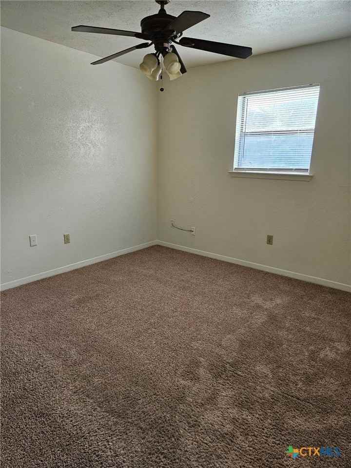 102 E Avenue A #7 - Photo 6 of 13