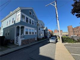 featured image of 9 Ann St #2