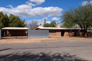 featured image of 3757 E Lee St