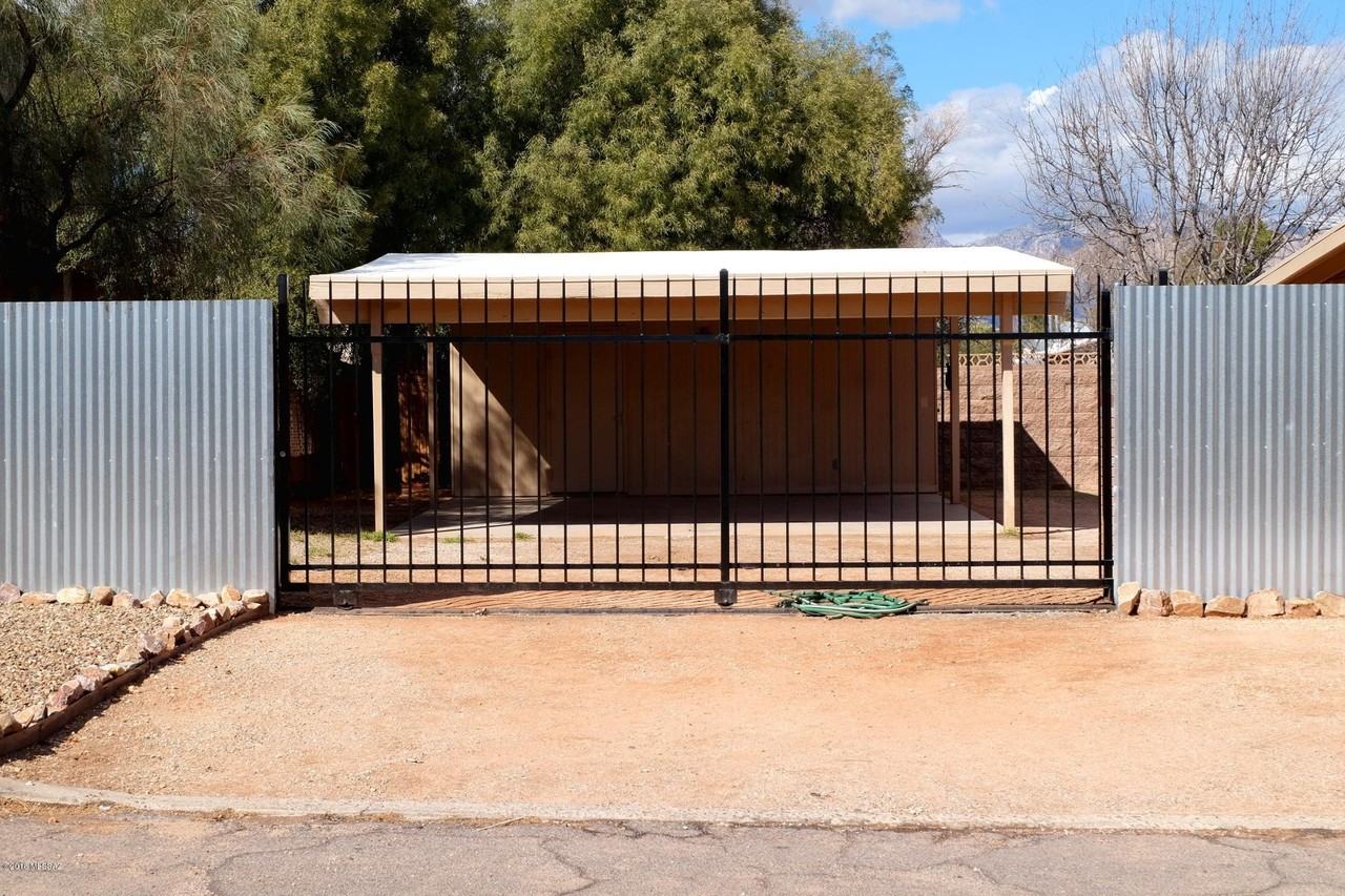 3757 E Lee St - Photo 5 of 26