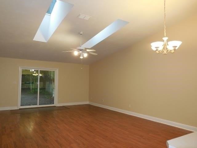 2939 Royal Palm Way - Photo 4 of 15