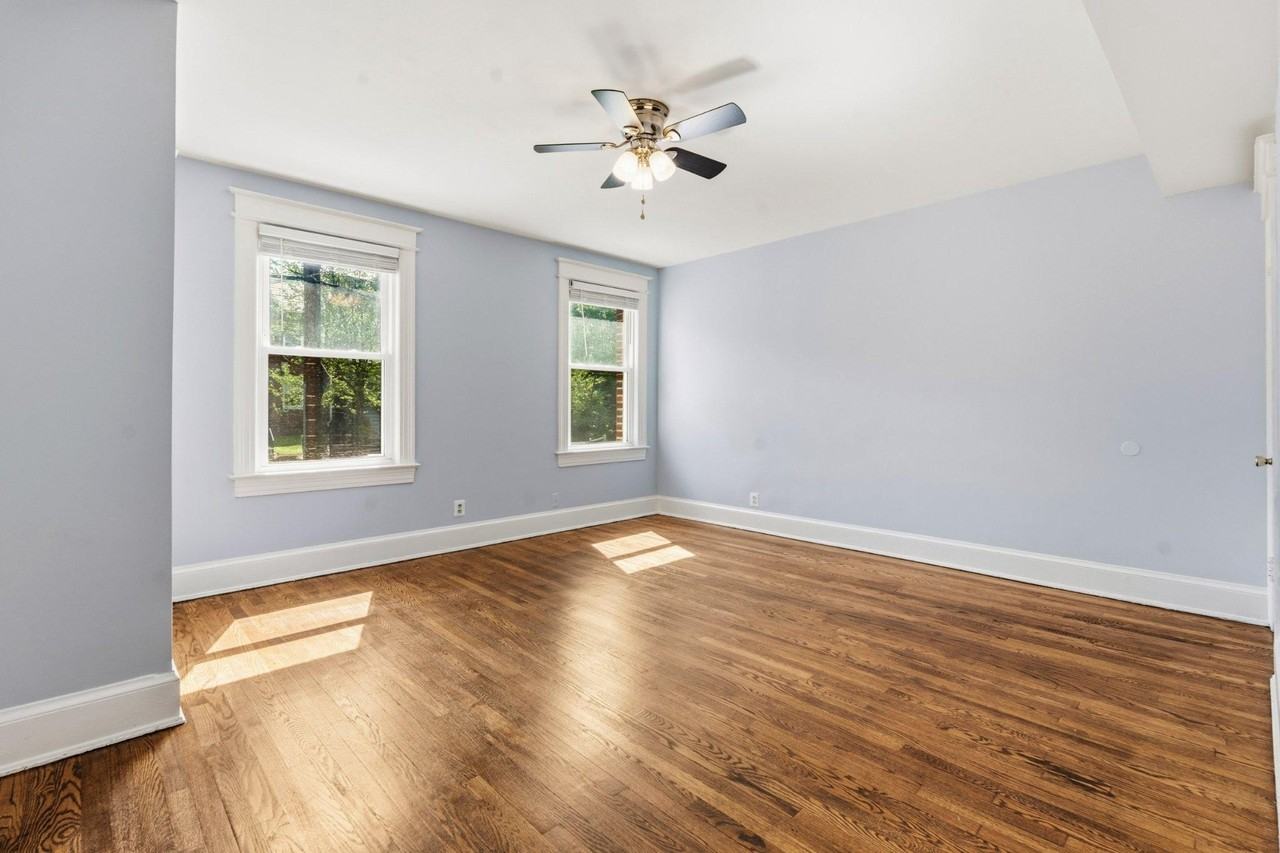 5324 4th St Nw #1 - Photo 5 of 17