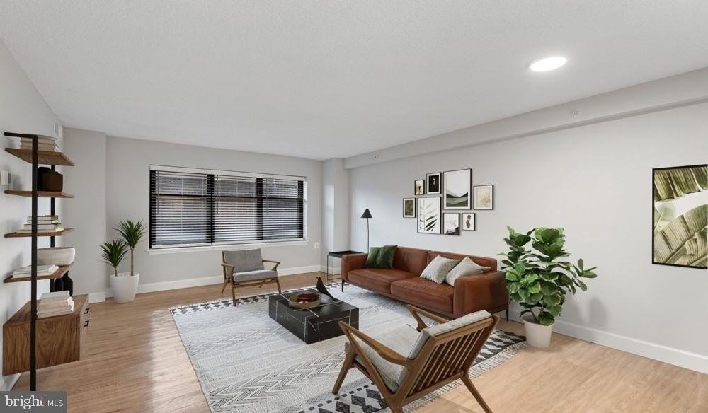 3401 38th St Nw - Photo 3 of 21