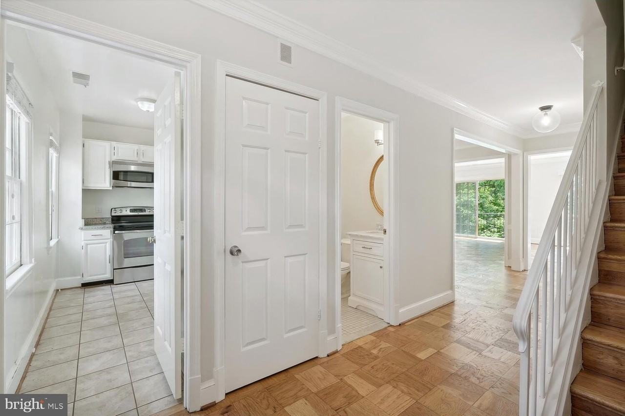 3231 Sutton Pl Nw #A - Photo 2 of 17