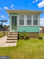 4212 22nd St Ne - Photo 1 of 1