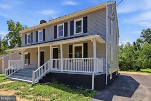 featured image of 28 E Main St ## 30