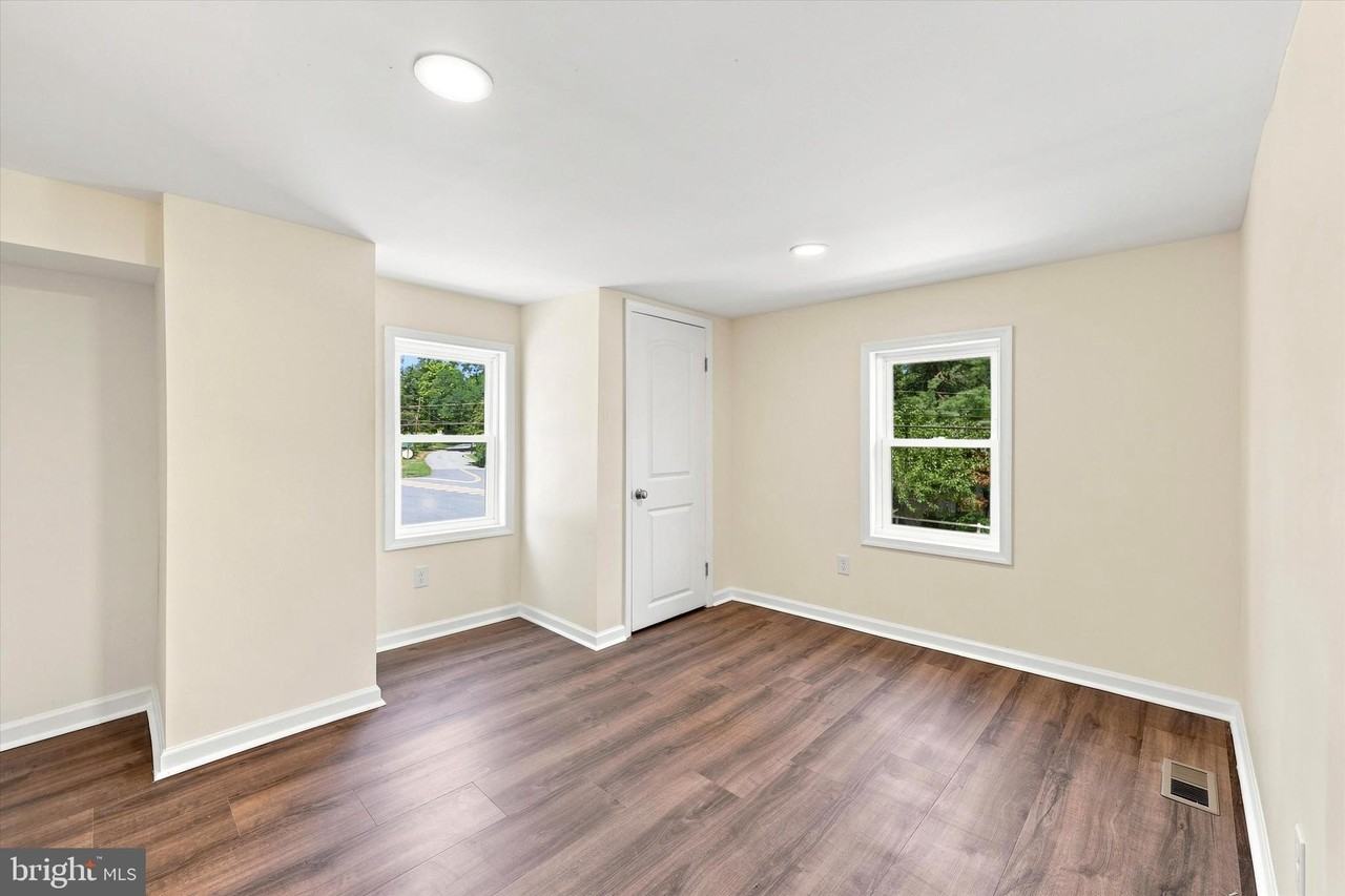 28 E Main St ## 30 - Photo 6 of 25