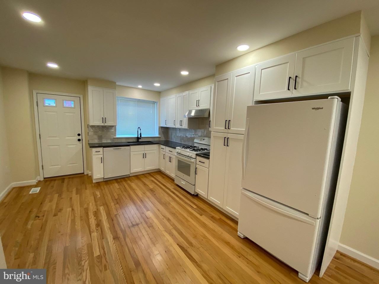 337 Joplin St - Photo 5 of 18