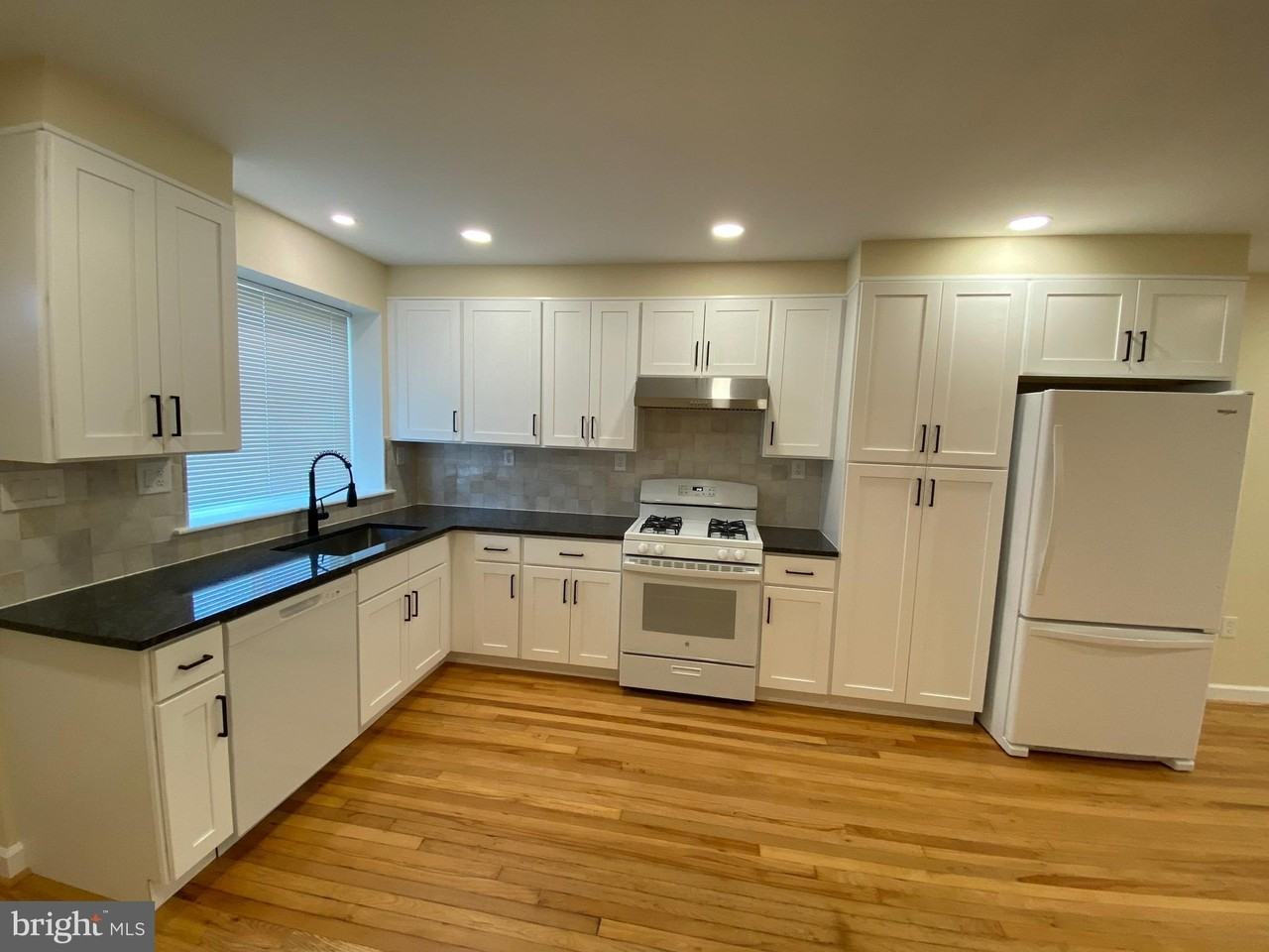 337 Joplin St - Photo 6 of 18