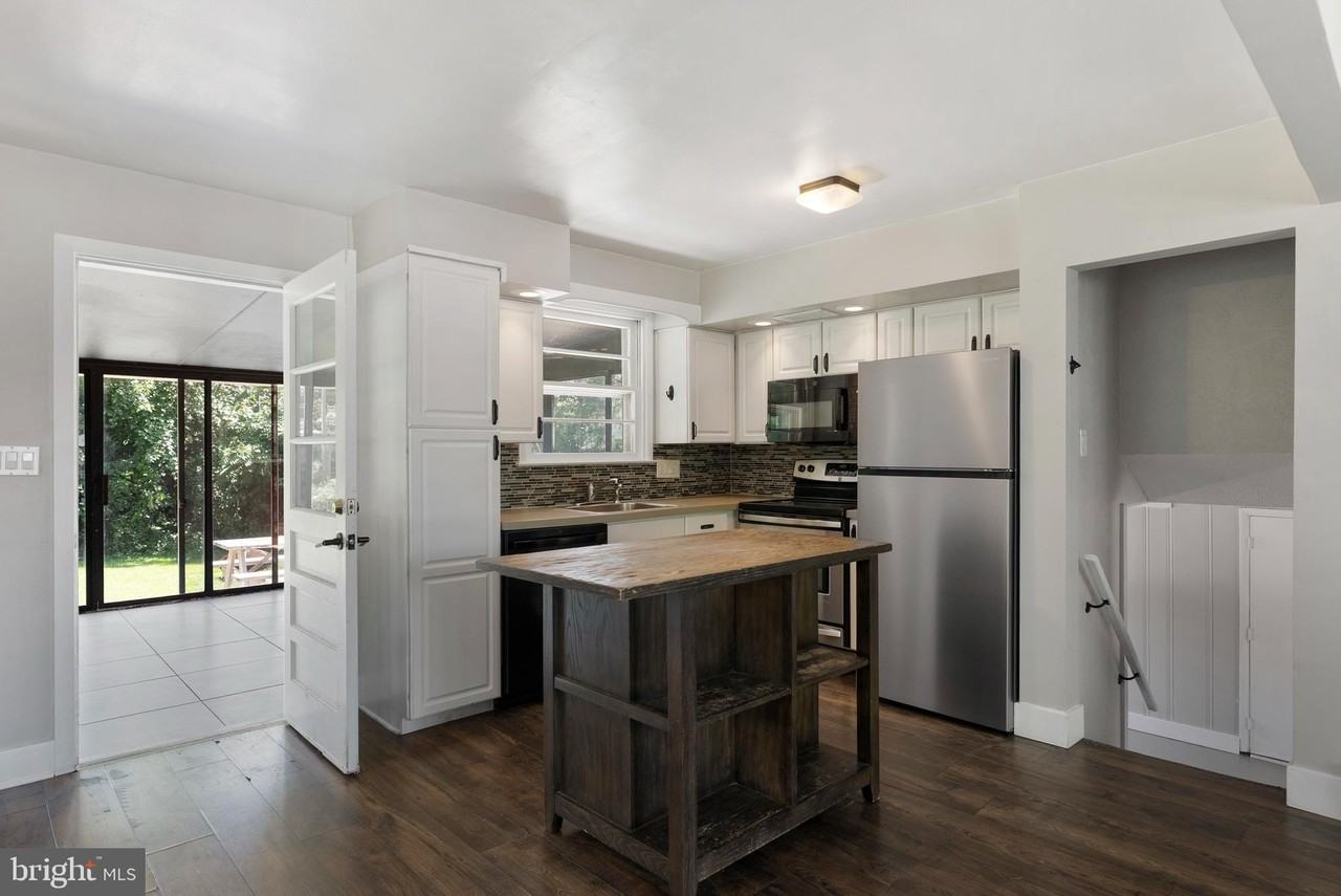 209 Garden Rd - Photo 7 of 42