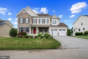 featured image of 5066 Winesap Way