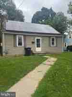 featured image of 225 Giles Rd